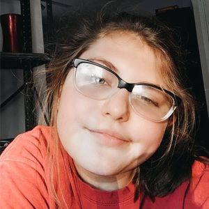 Meet your Posher, Tori